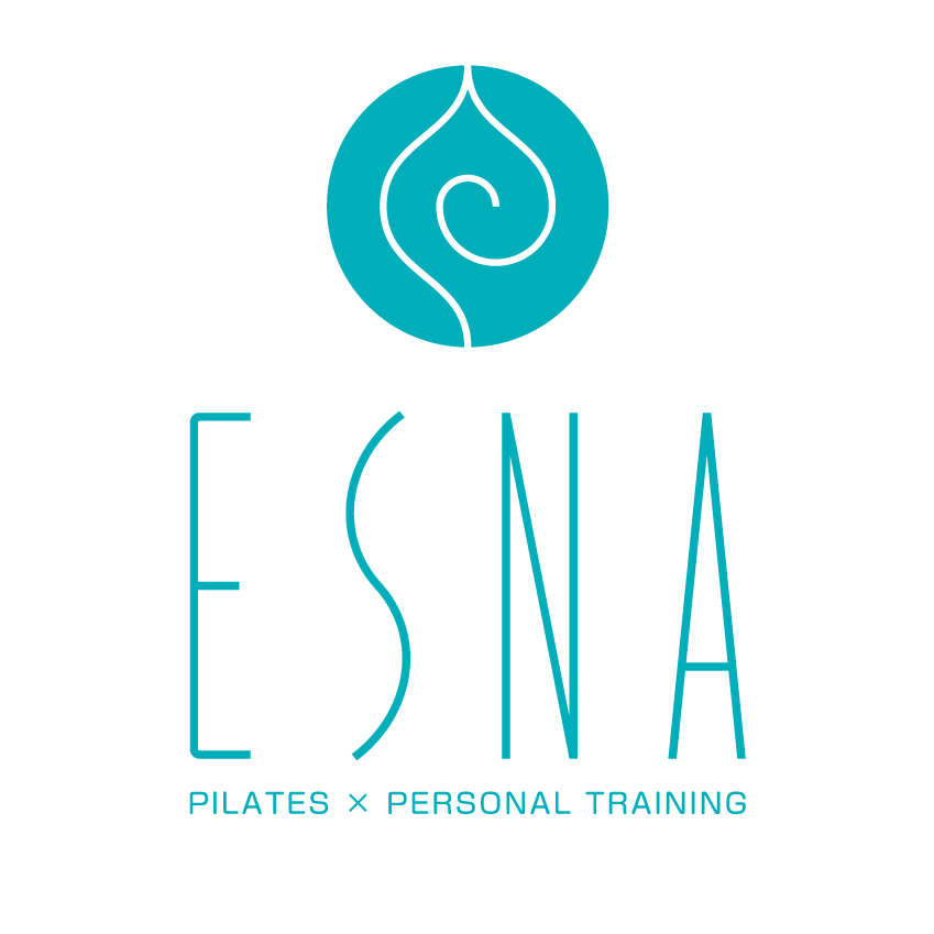 ピラティス×パーソナルトレーニング　ESNA　ロゴ